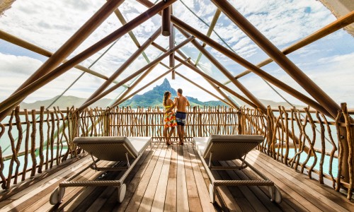 Suite Pilotis Prestige Brando avec piscine